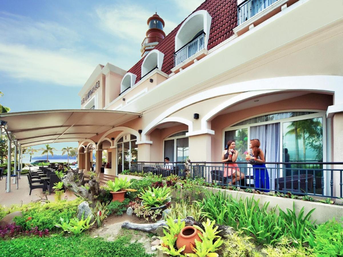 The Lighthouse Marina Resort Olongapo Esterno foto